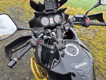 Suzuki Vstrom 650 - 9