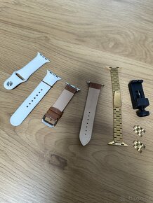 Řemínky k Apple Watch - 9