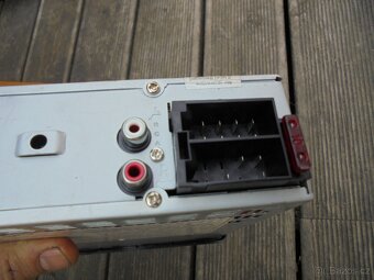 2 autorádia Blaupunkt - 9
