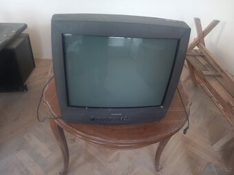 Staré televize - 9