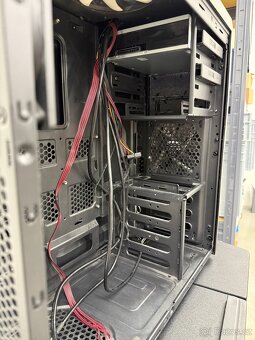 Zalman Z3 plus - 9