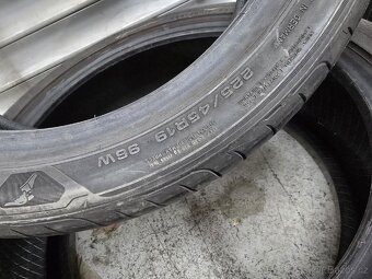 Letní pneumatiky Goodyear 225/45 r19 - 9
