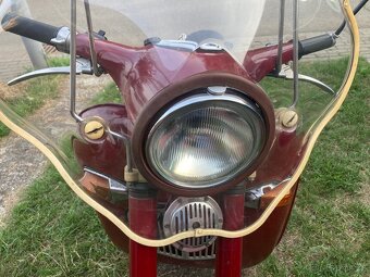 Jawa 250 - 9