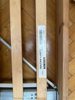 Postel (případně i s matrací IKEA) - 9