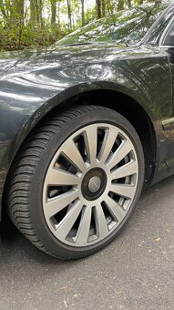 Audi A8L D3 4.2 FSI 257kw 2008 - 9