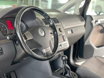 Volkswagen Touran CrossTouran 2.0TDI 7míst - 9