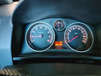 Opel Zafira Edition 1.6 16V - 9