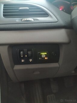 Renault Megane kombi LPG benzín-plyn 2012 - 9