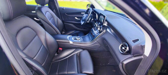 Prodám Mercedes GLC 250d AMG line 559000+DPH - 9
