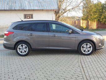 Ford Focus 1.6 Ti-VCT 92 kw, pouze 112.000 km - 9