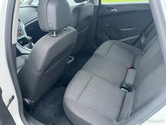 Opel Astra rok 2012 1.4 sport - 9