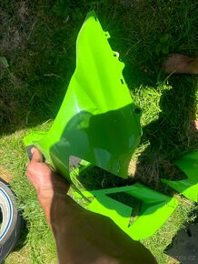 Rozprodam Kawasaki Zx10R Ninja 04-05 na nahradni dily - 9