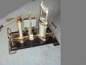 Transmise řemenice, stabilní motor, lis malý - 9