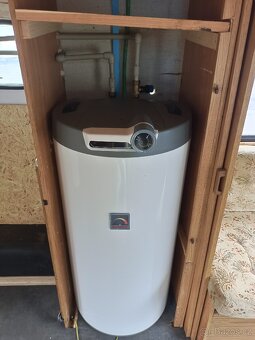 Bürstner, sprcha (bojler) - 9