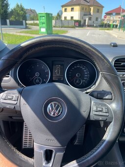 VW Golf 1,2 TSI 77 kW Trendline - 9