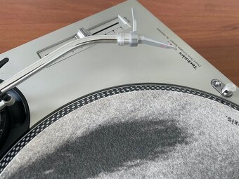 Technics SL 1210 mk2 - 9