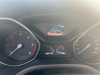 Ford Focus Kombi 2012 1.6 TDCI - 9