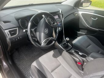 Hyundai i30 1,6 CRDI, 81 kw - 9