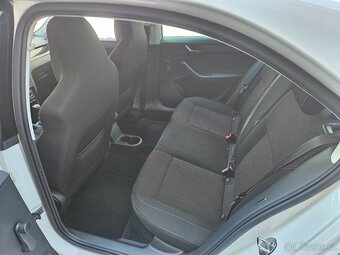 Škoda Rapid 1.2tsi 77kw ČR 1.majitel,serviska 2x klíč - 9