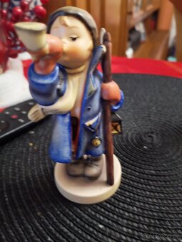 porcelánové sošky od Hummla Goebla - 9