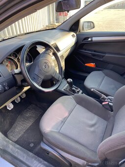 Opel Astra H 1.9tdci 16v - 9