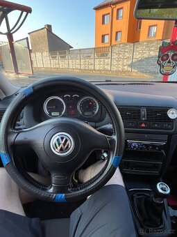 VW Golf 1.9TDi 96kw ASZ - 9