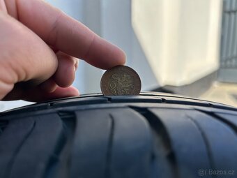 Letní pneumatiky, cca 6-7mm Nokian 195/65 R15 91T - 9