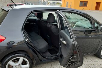 Prodám Toyota Auris - 9