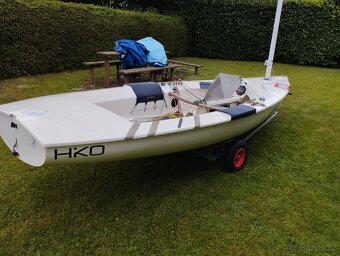 Plachetnice FINN - 9