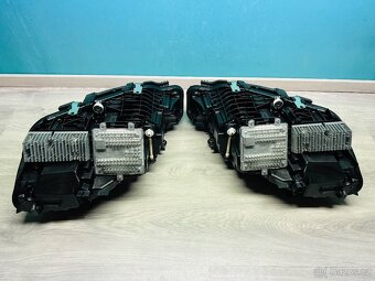 BMW G20 G21 G26 LCI Adaptiv led světlomety NOVÉ - 9
