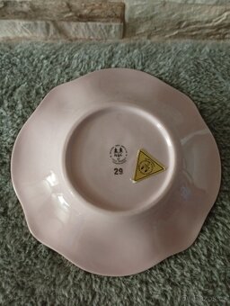 Růžový porcelán, šálek s podšálkem, Chodov - 9