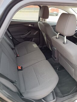 Ford Focus - 9
