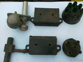 Znaky urcátka štítky aj. - 9