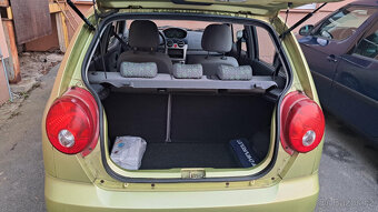 Chevrolet - Spark - 9