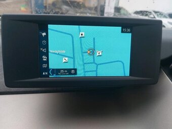 BMW i3 120Ah Jen 23 tis km Odpočet - 9