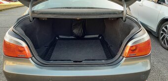 BMW E60 520i benzín-manuál R6 - 9