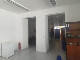 Pronájem obchodních prostor, kanceláří 133m2 17. listopadu - 9