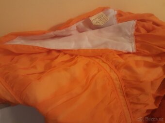Oranžový přehoz na dvoulůžko - 9