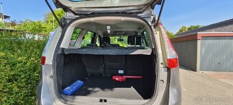 Renault Grand Scenic 2.0 Dci Náhradní díly - 9