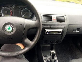 Škoda fabia combi 1.2 HTP 47 kW rv 2007 - 9