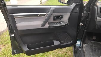 Mitsubishi Pajero, 3.2DI-D 147kw 7-míst ,Manuál, Bez DPF - 9