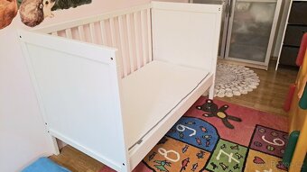 Dětská postýlka Sundvik IKEA + matrace + chránič, jako nové - 9
