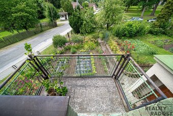 Prodej RD 6+2 se zahradou, pozemek 1815 m2 v obci Mladějov n - 9