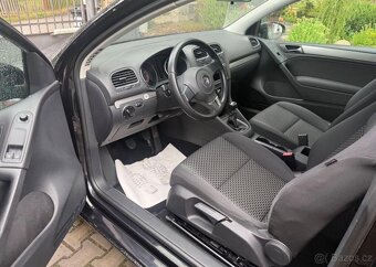 Volkswagen Golf VI 1,4i Pravid.servis 1 Majite benzín - 9