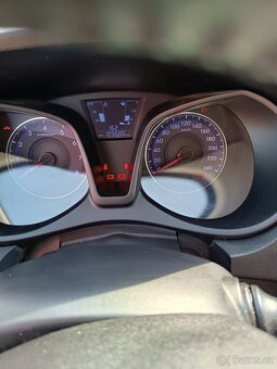 Hyundai ix20, r. v. 2015, 110 tis. km - 9