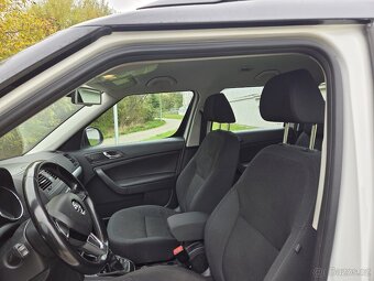 Škoda Yeti facelift 2015 4x4 2.0tdi top stav - 9