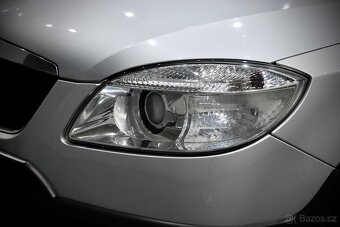 Škoda Roomster 1.4i 16V 63kW Scout 05/2010 103 000 km - 9