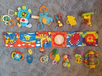 Hrazdička včetně hraček - 9