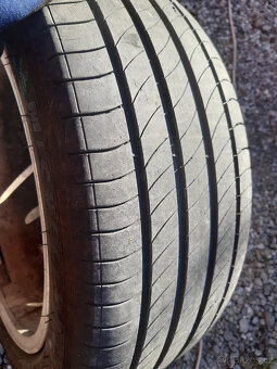 AUDI A8 D2 4.2 228kw krátká i long - díly - 9