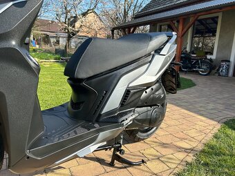 SYM Orbit III 125 - 9